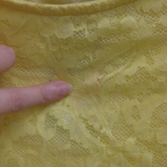 NWT Guess yellow lace crop top XS extra small - Picture 5 of 5